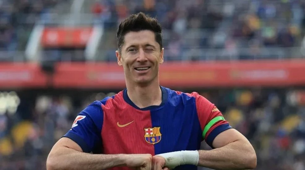 ayx-莱万多夫斯基身价