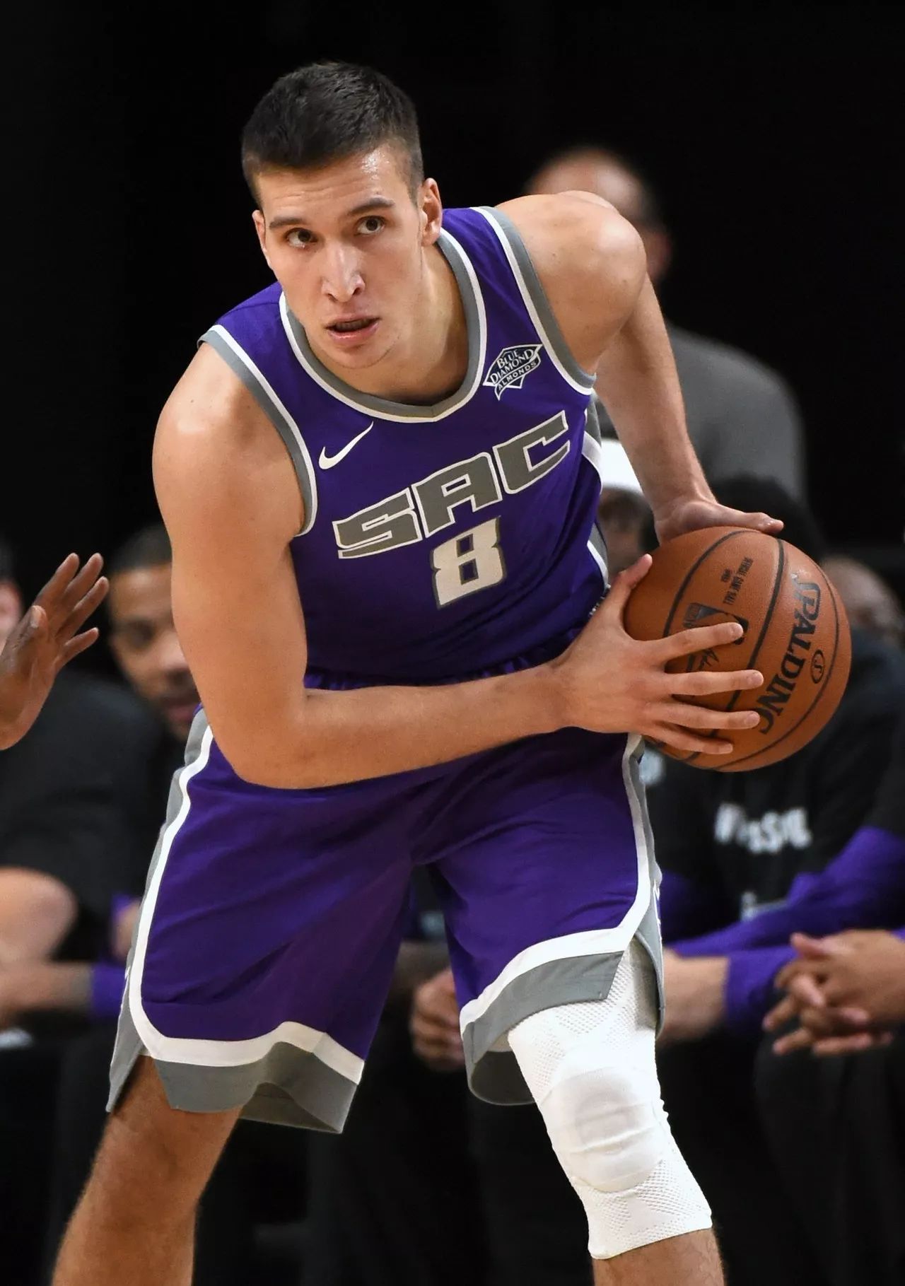 太狠了！Karsa连续三场比赛得分超过回归赛场今夜萨克拉门托国王遗憾出局，北京首钢围绕CBA季后赛扳平良机的简单介绍